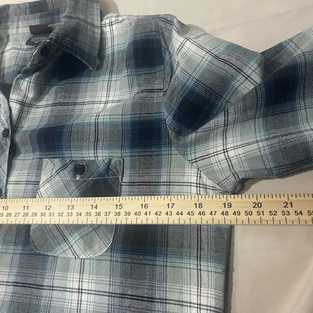 Disney "Take Me To Never Land"Blue Button Down Flannel Shirt Womens Size Medium - Picture 3 of 6